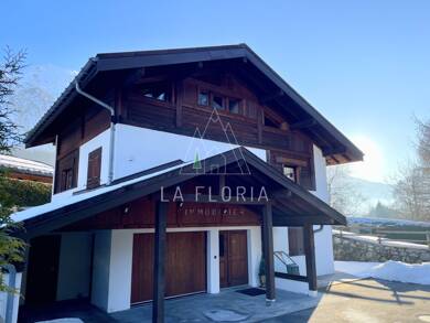 Chalet à vendre 1 665 000 € 5 pièces 4 chambres 180 m² 1 100 m² de terrain Les Pelerins le Betty Chamonix Mont Blanc 74400