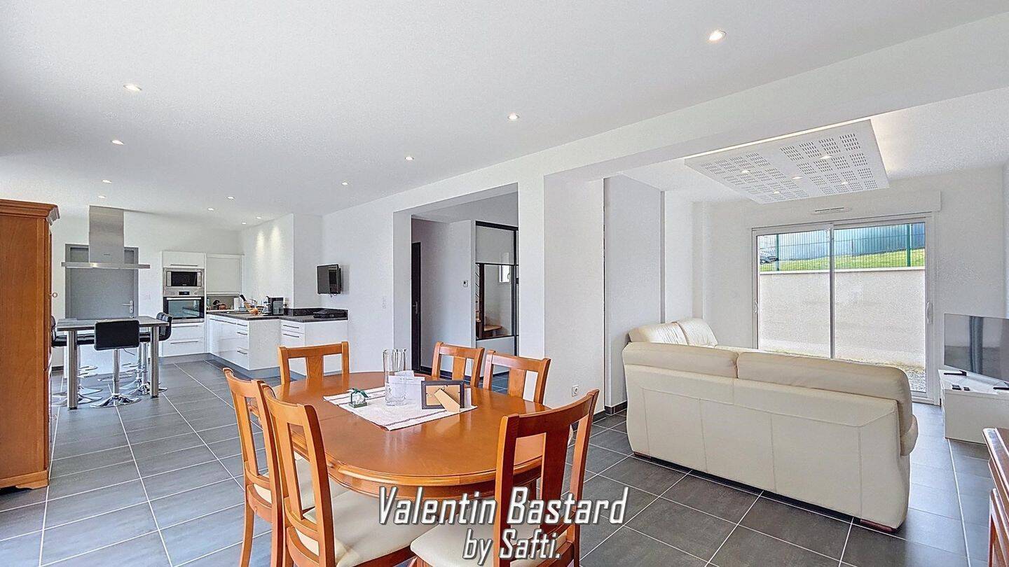 Maison 6 pièces 150 m² · à Amboise · 150 m² · 400 000 €