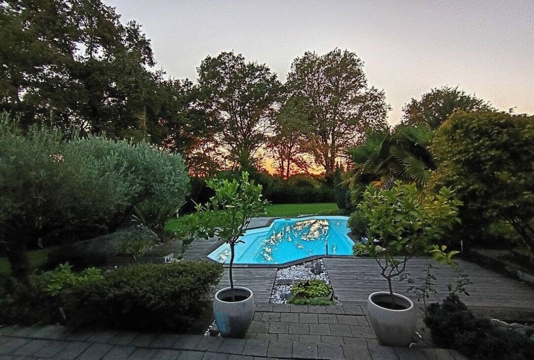 Maison 5 pièces 162 m² · à Buros · 162 m² · 455 000 €