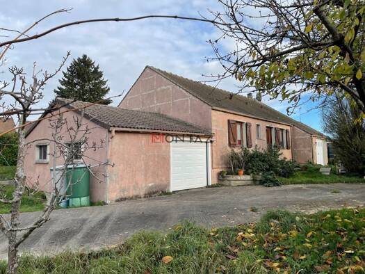 Maison de plain-pied à vendre 169 000 € 4 pièces 3 chambres 89 m² 1 308 m² de terrain Chartronges 77320