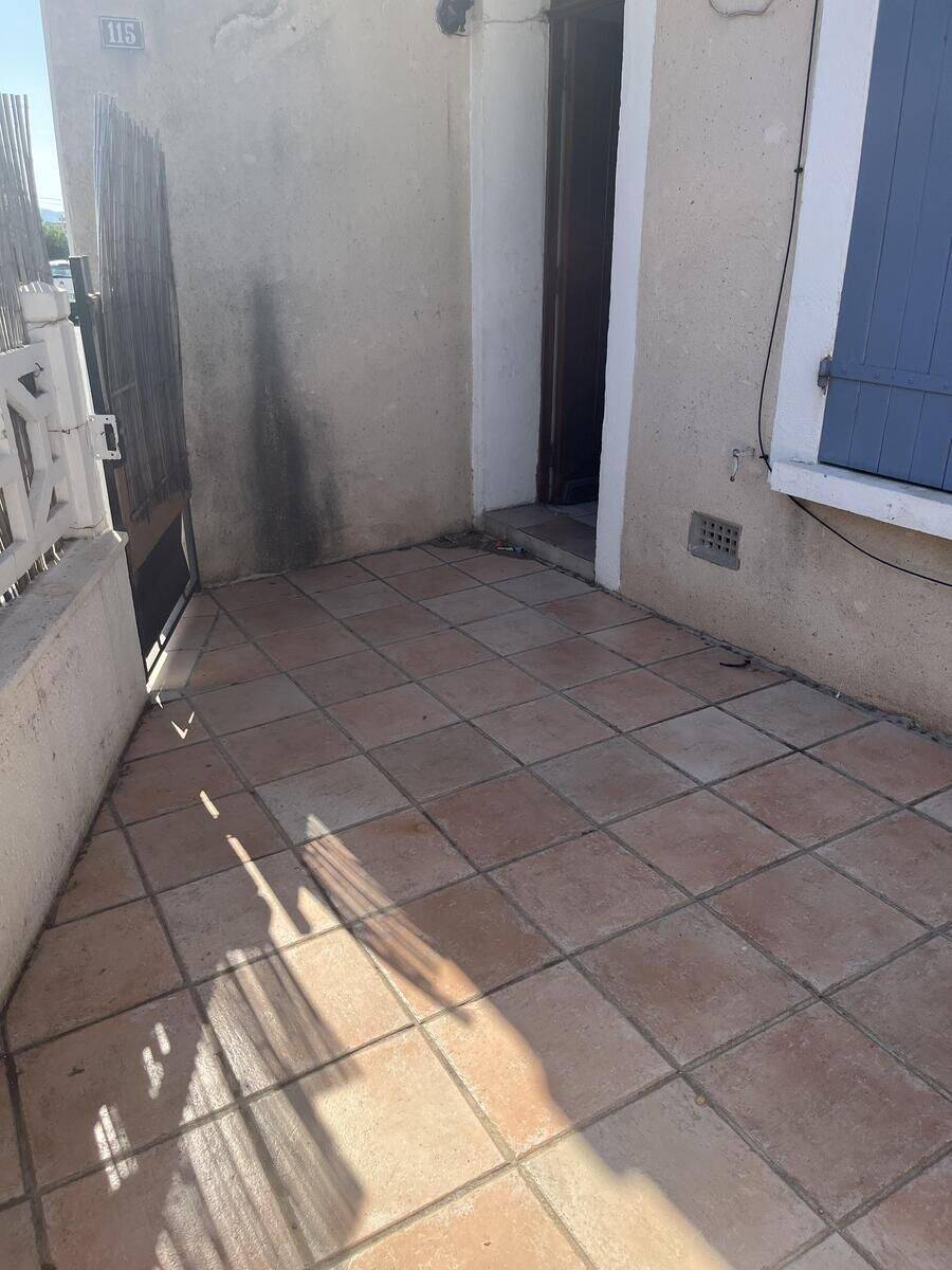 Maison 5 pièces 136 m² · à Gignac-la-Nerthe · 136,1 m² · 285 000 €