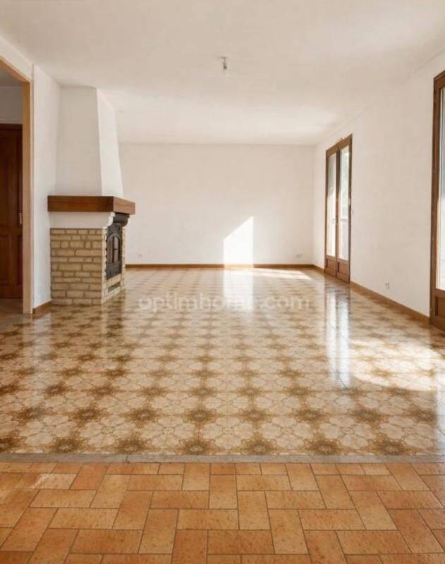 Maison 6 pièces 127 m² · à Xambes · 127 m² · 169 600 €