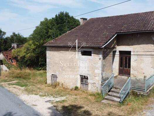 Maison à vendre 66 000 € 3 pièces 2 chambres 59 m² 300 m² de terrain Ajat 24210