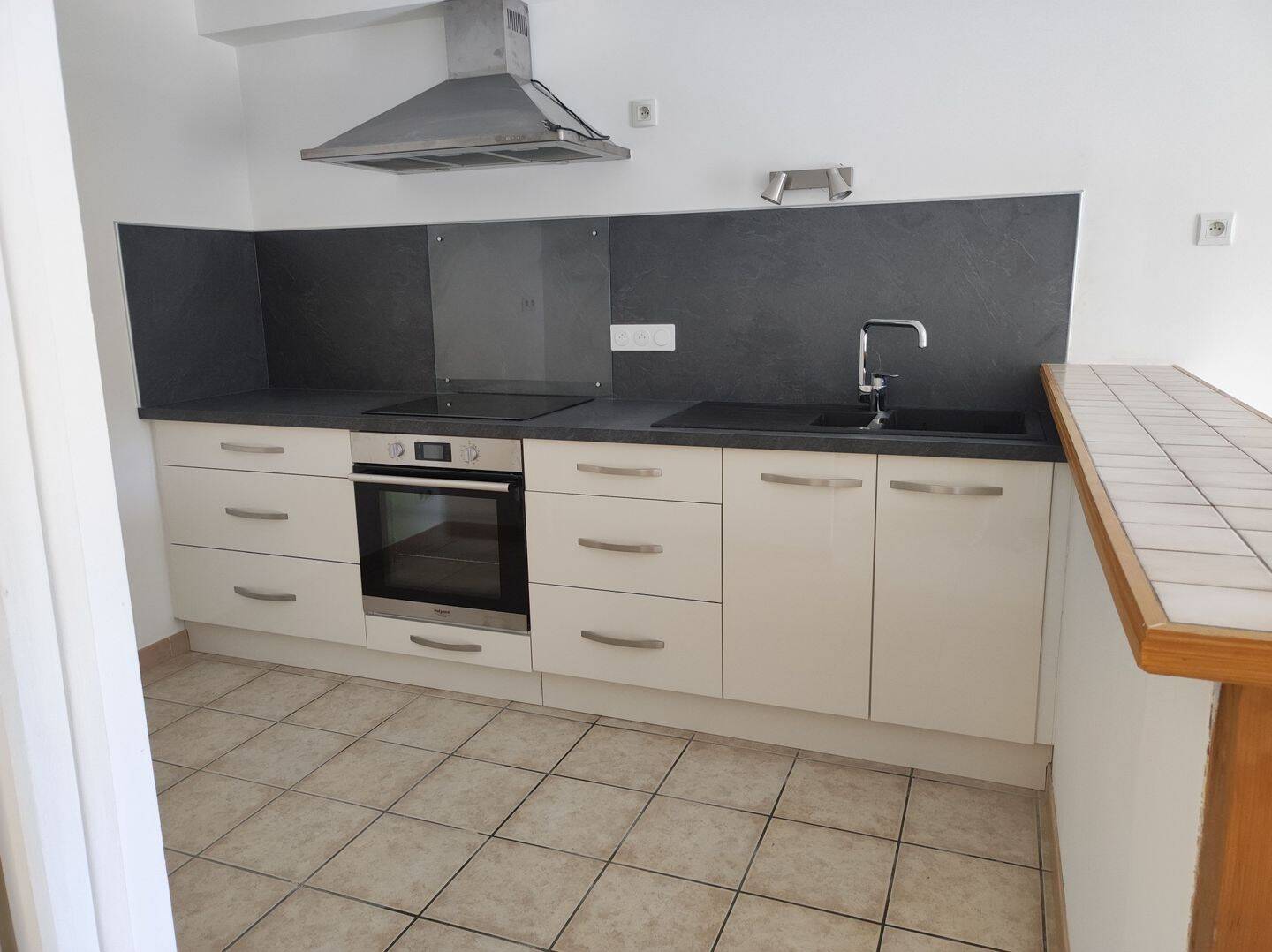 Appartement 3 pièces 65 m² · à Viviers · 65 m² · 645 €