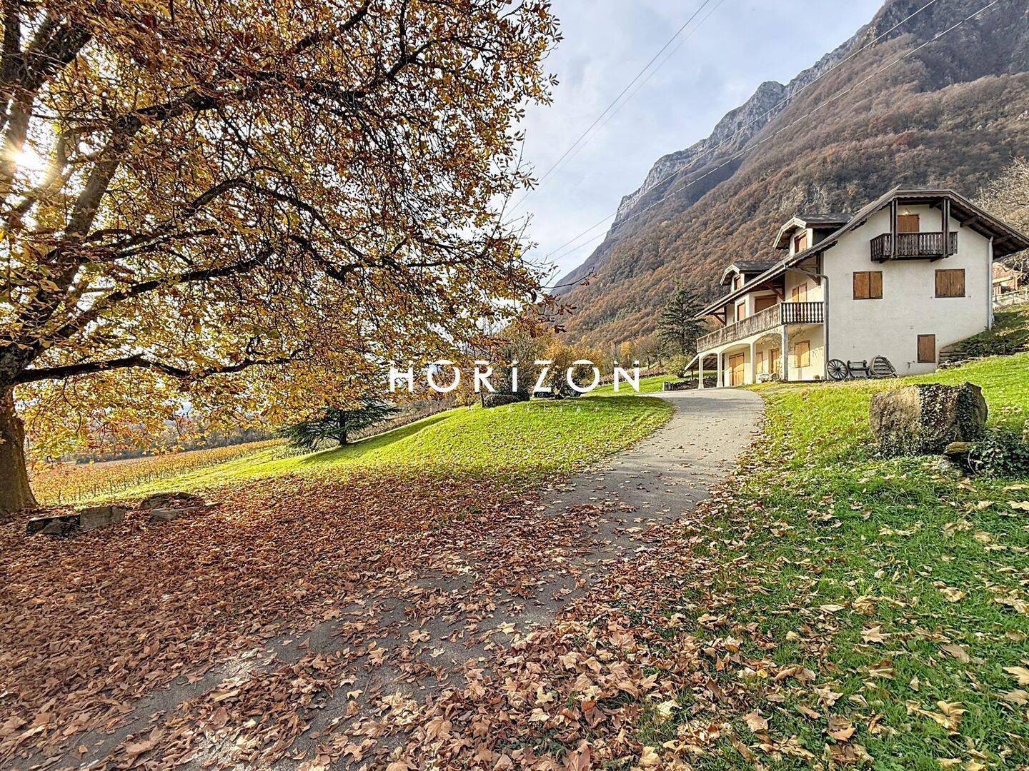 Maison 8 pièces 250 m² · à Fréterive · 250 m² · 449 000 €