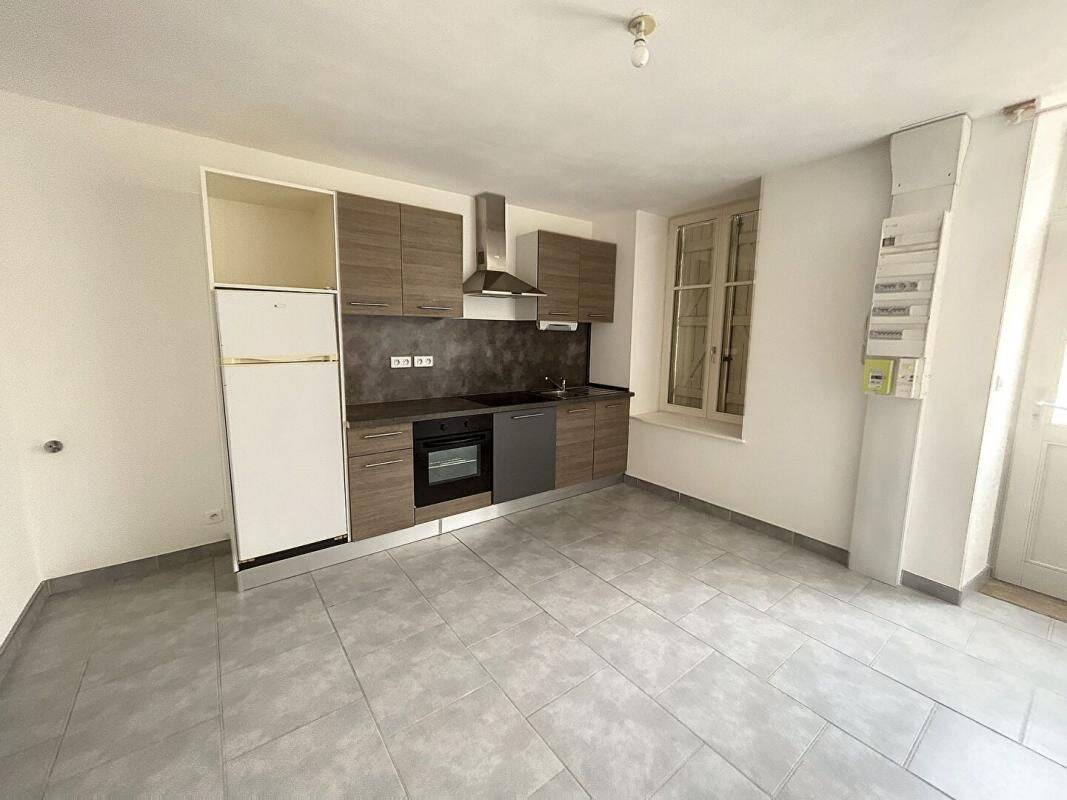 Appartement 1 pièce 35 m² · à Neufchâteau · 35 m² · 400 €