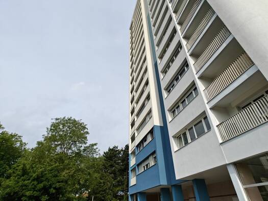 Appartement à vendre 270 000 € 5 pièces 4 chambres 96 m² Étage 4/18 La Saussaie Beauclair Rosny-sous-Bois 93110