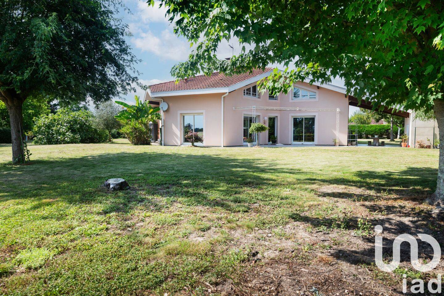Maison 7 pièces 230 m² · à Hagetmau · 230 m² · 355 000 €