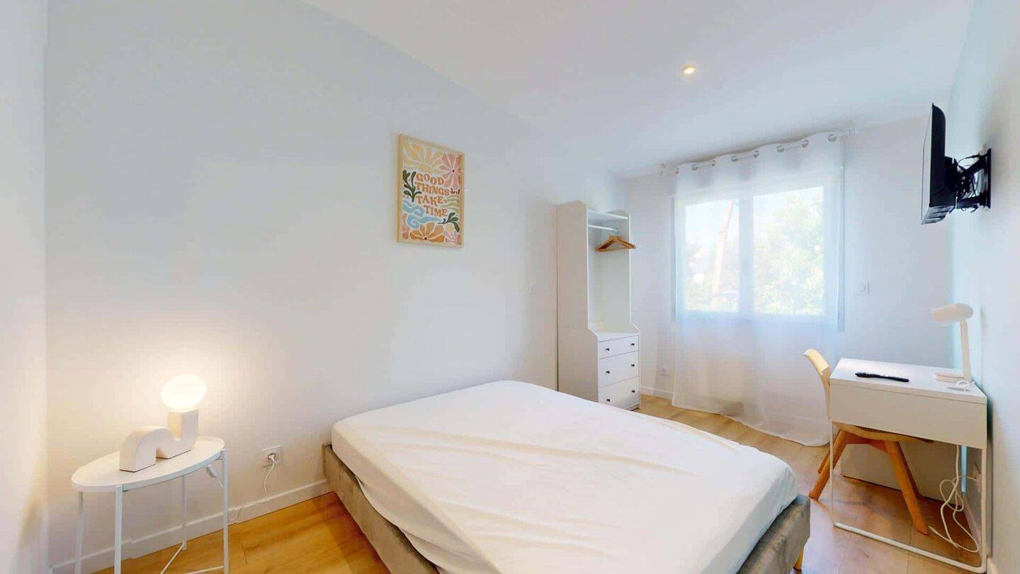 1 pièce 15 m² · à Talence · 15 m² · 575 €