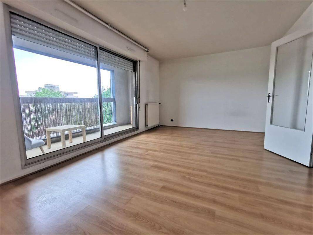 Appartement 1 pièce 38 m² · à Dijon · 38 m² · 670 €