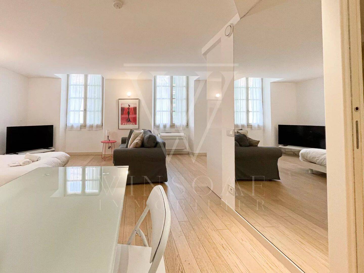 Appartement 1 pièce 33 m² · à Cannes · 32,7 m² · 890 €