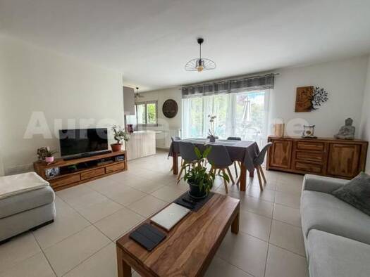 Maison à vendre 335 000 € 4 pièces 3 chambres 85 m² 180 m² de terrain Centre Sud Claye-Souilly 77410