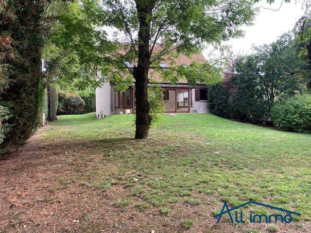 Maison 8 pièces 145 m² · à Sucy-en-Brie · 145 m² · 577 000 €