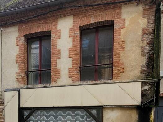 Immeuble à vendre 90 000 € 100 m² Centre Ville L'Aigle 61300