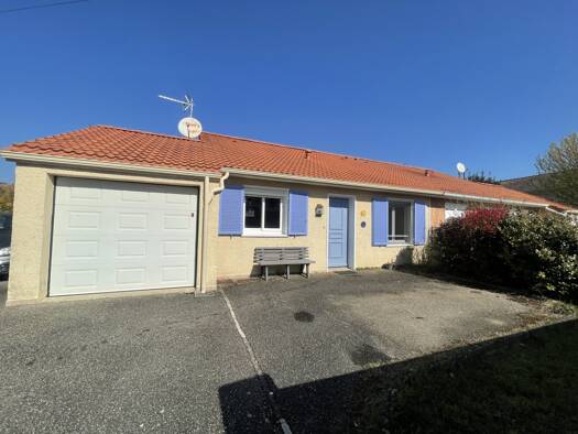 Maison de plain-pied à vendre 312 000 € 3 pièces 2 chambres 68 m² 562 m² de terrain Jonage 69330