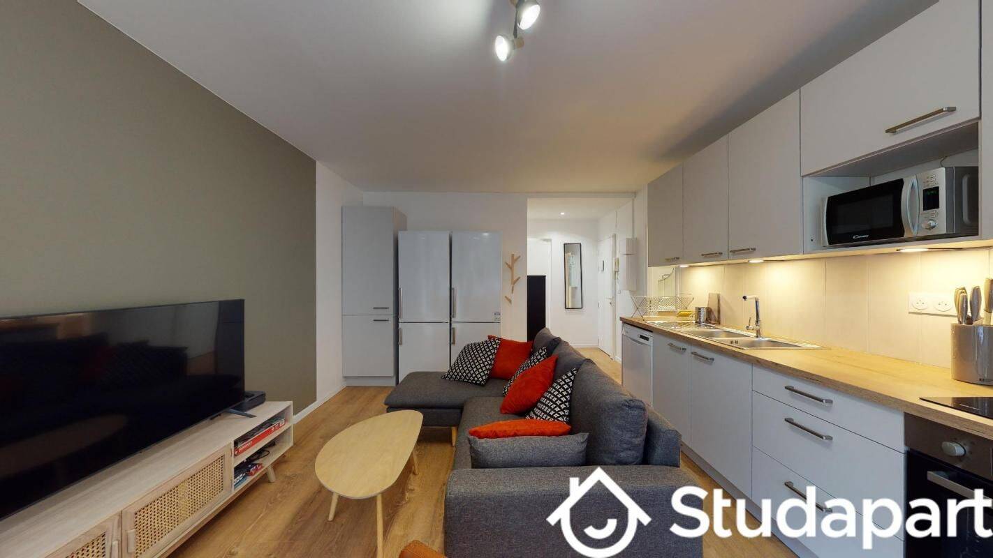 1 pièce 10 m² · à Montreuil · 10 m² · 722 €/mois