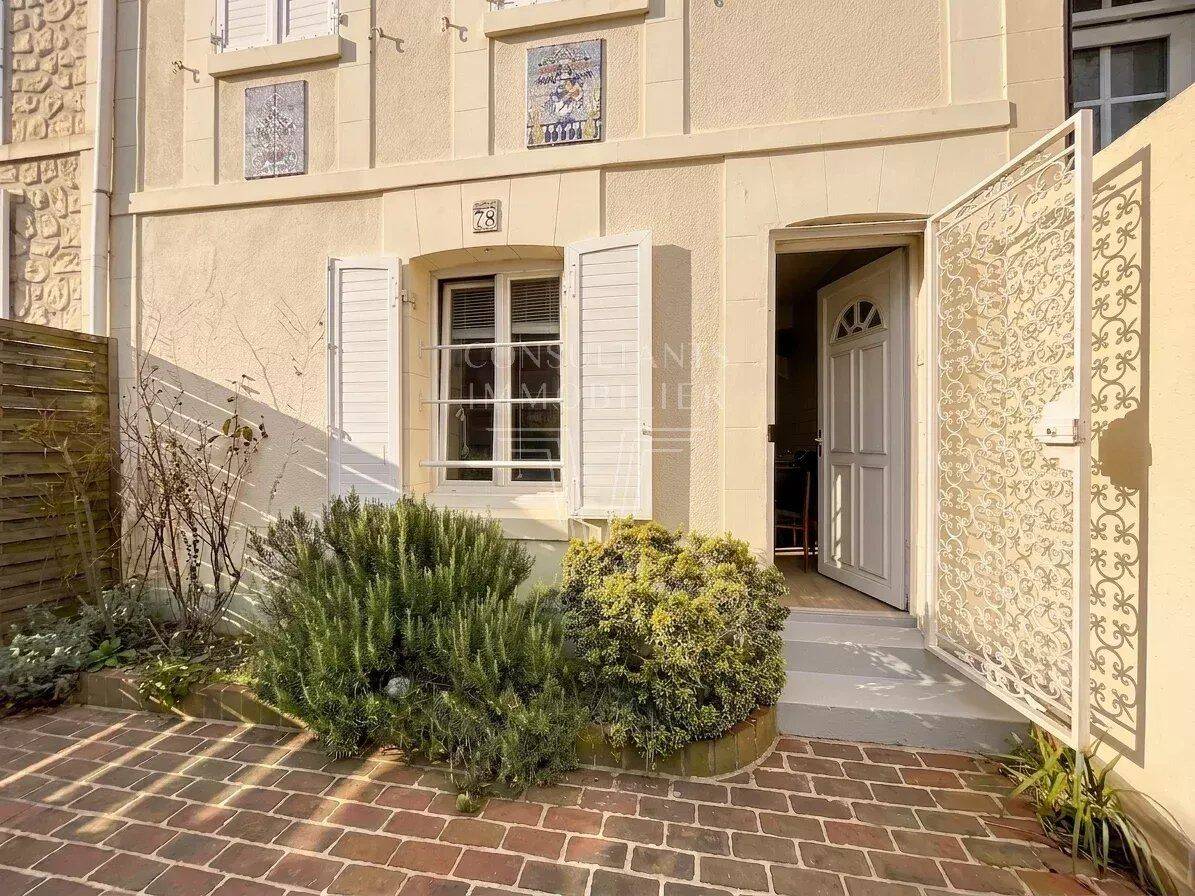 Maison 4 pièces 81 m² · à Trouville-sur-Mer · 81,3 m² · 556 500 €