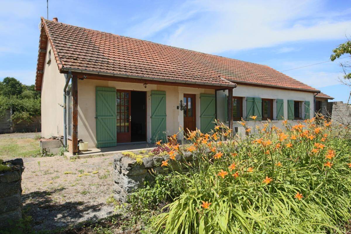 Maison 5 pièces 93 m² · à Curgy · 93 m² · 135 000 €