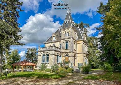 Château à vendre 890 000 € 10 pièces 5 chambres 320 m² 58 000 m² de terrain Agen 47000