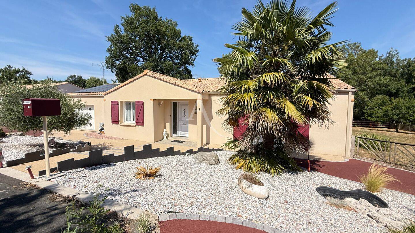 Maison 7 pièces 140 m² · à La Roche-sur-Yon · 140 m² · 384 800 €