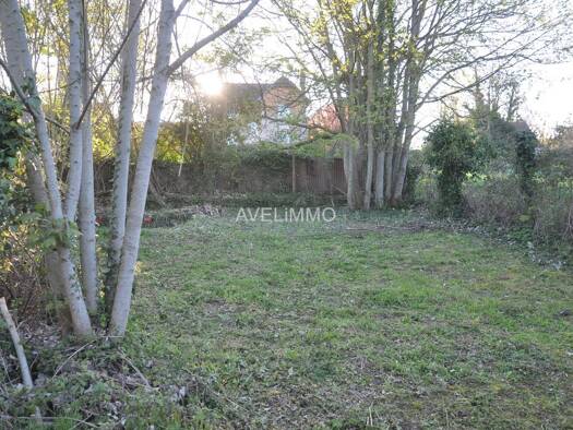 Terrain à vendre 122 000 € 1 360 m² de terrain Septeuil 78790