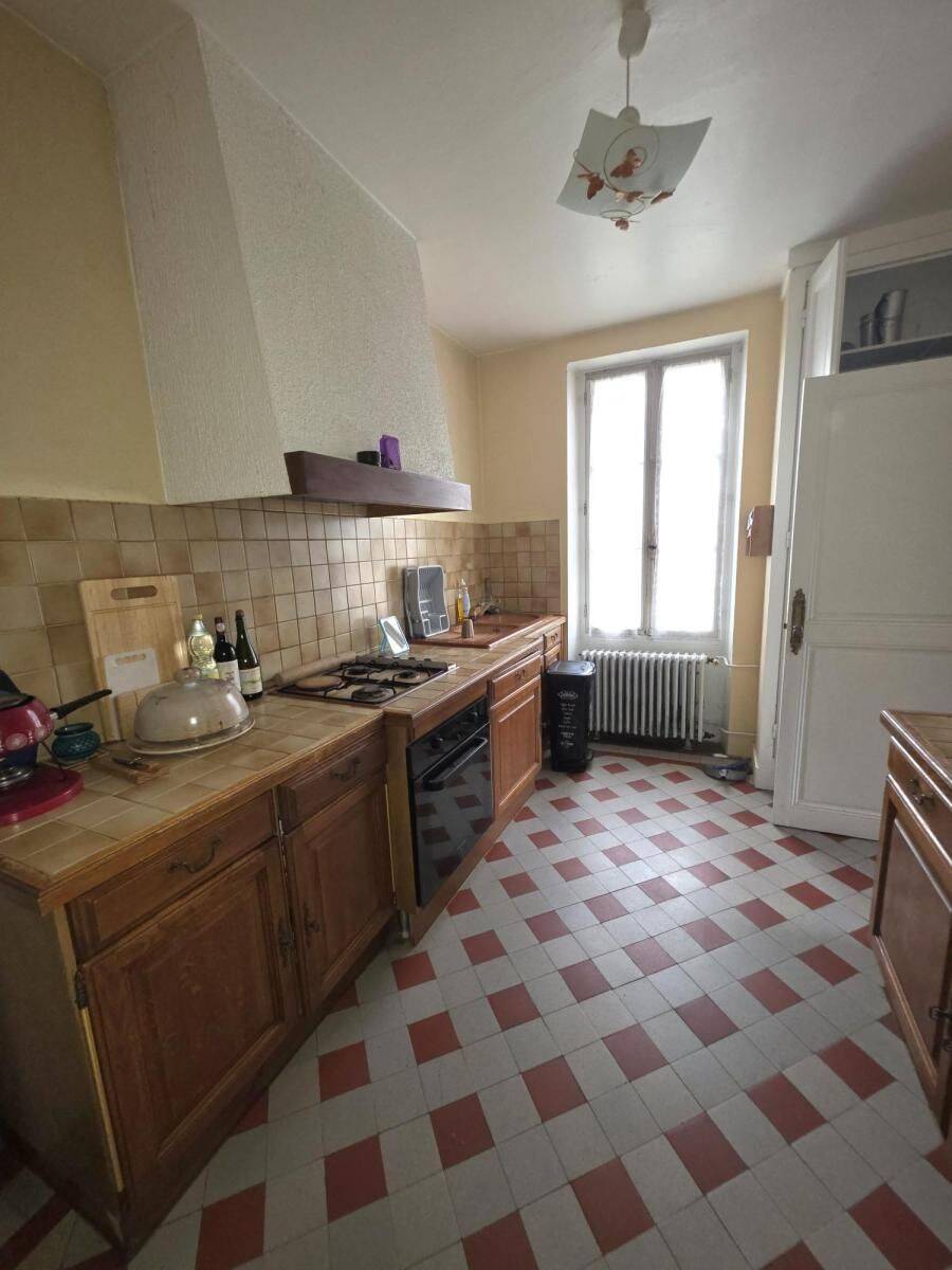 Maison 5 pièces 81 m² · à Vierzon · 81 m² · 64 800 €