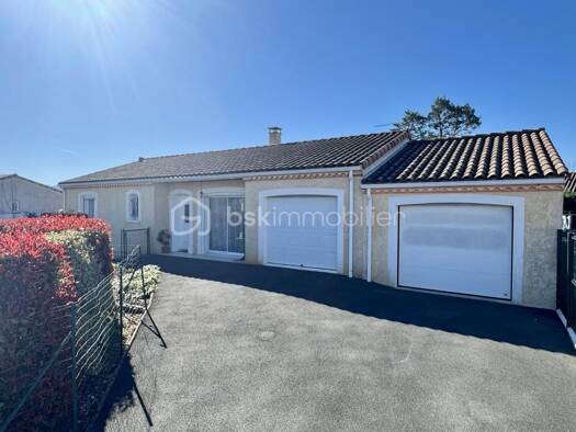 Maison de plain-pied à vendre 249 000 € 5 pièces 3 chambres 112 m² 628 m² de terrain Hameaux Labruguière 81290