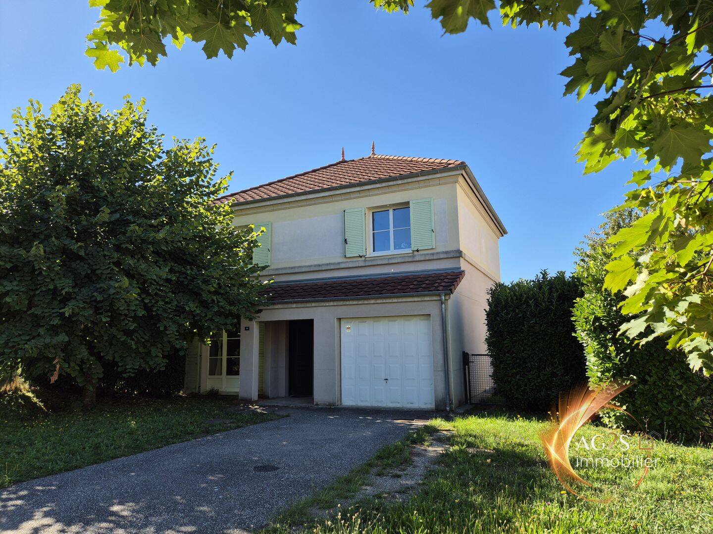Maison 6 pièces 110 m² · à Pontcharra · 110 m² · 349 000 €