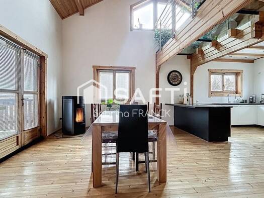 Maison à vendre 295 000 € 6 pièces 2 chambres 150 m² 1 700 m² de terrain Holving 57510