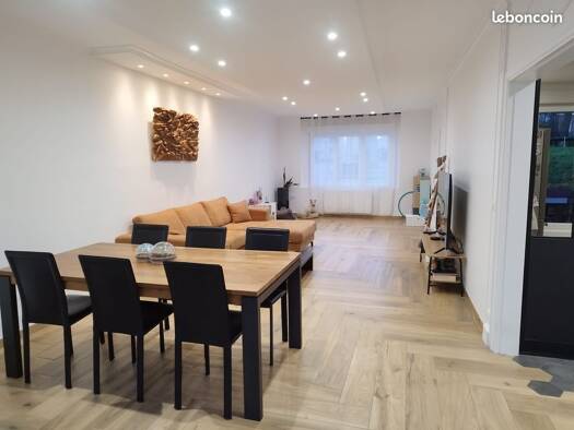 Maison à vendre 485 000 € 5 pièces 4 chambres 145 m² 614 m² de terrain Centre-Plat Vinage Roncq 59223