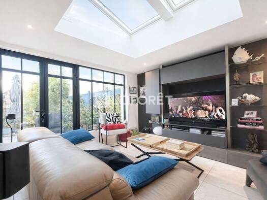 Maison à vendre 472 500 € 4 pièces 2 chambres 128 m² 418 m² de terrain Est Lamorlaye 60260