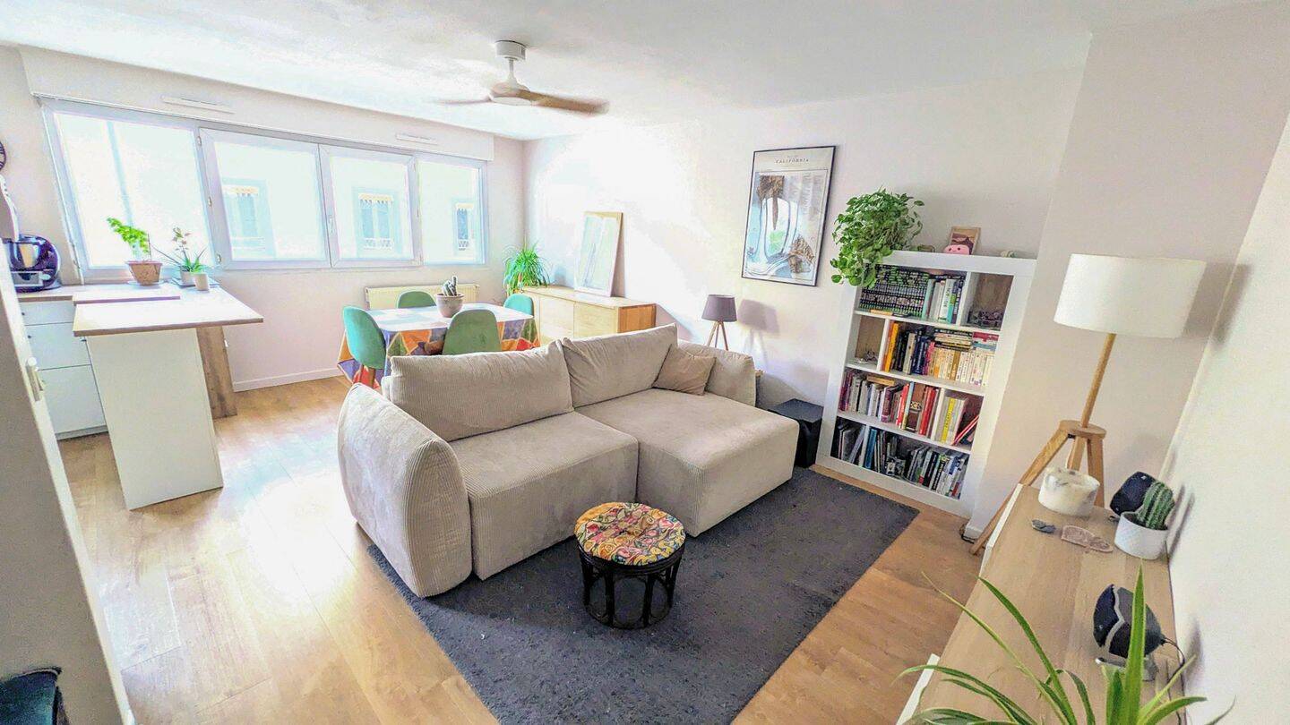 Appartement 3 pièces 60 m² · à Lyon 7ème Arrondissement · 60 m² · 290 000 €