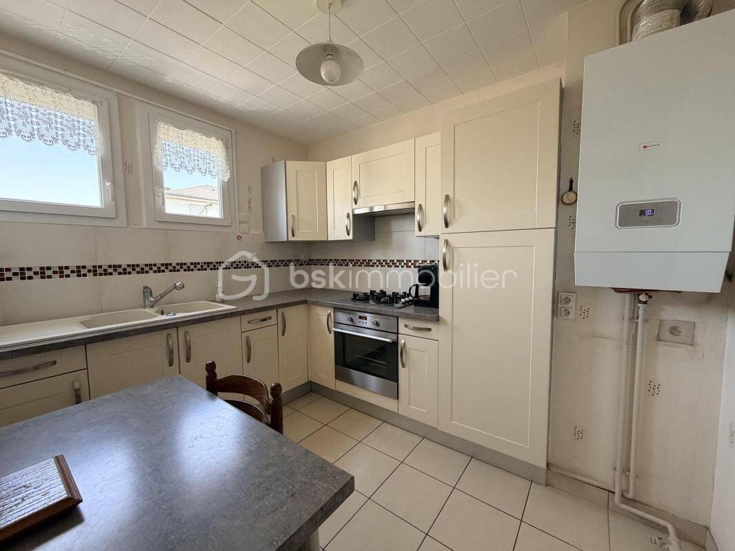 Appartement 6 pièces 84 m² · à Tours · 84,4 m² · 170 000 €