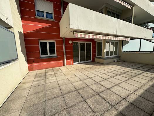 Appartement à louer 720 € 2 pièces 1 chambre 49 m² RDC/4 Montbernier Bourgoin-Jallieu 38300