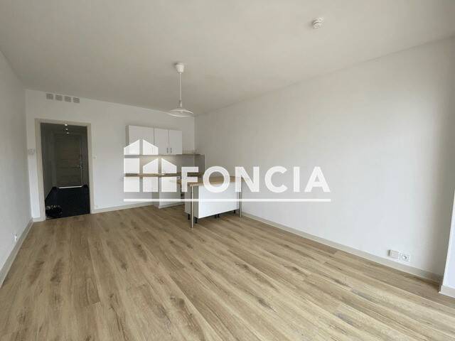 Appartement 2 pièces 43 m² · à Grenoble · 42,6 m² · 634 €