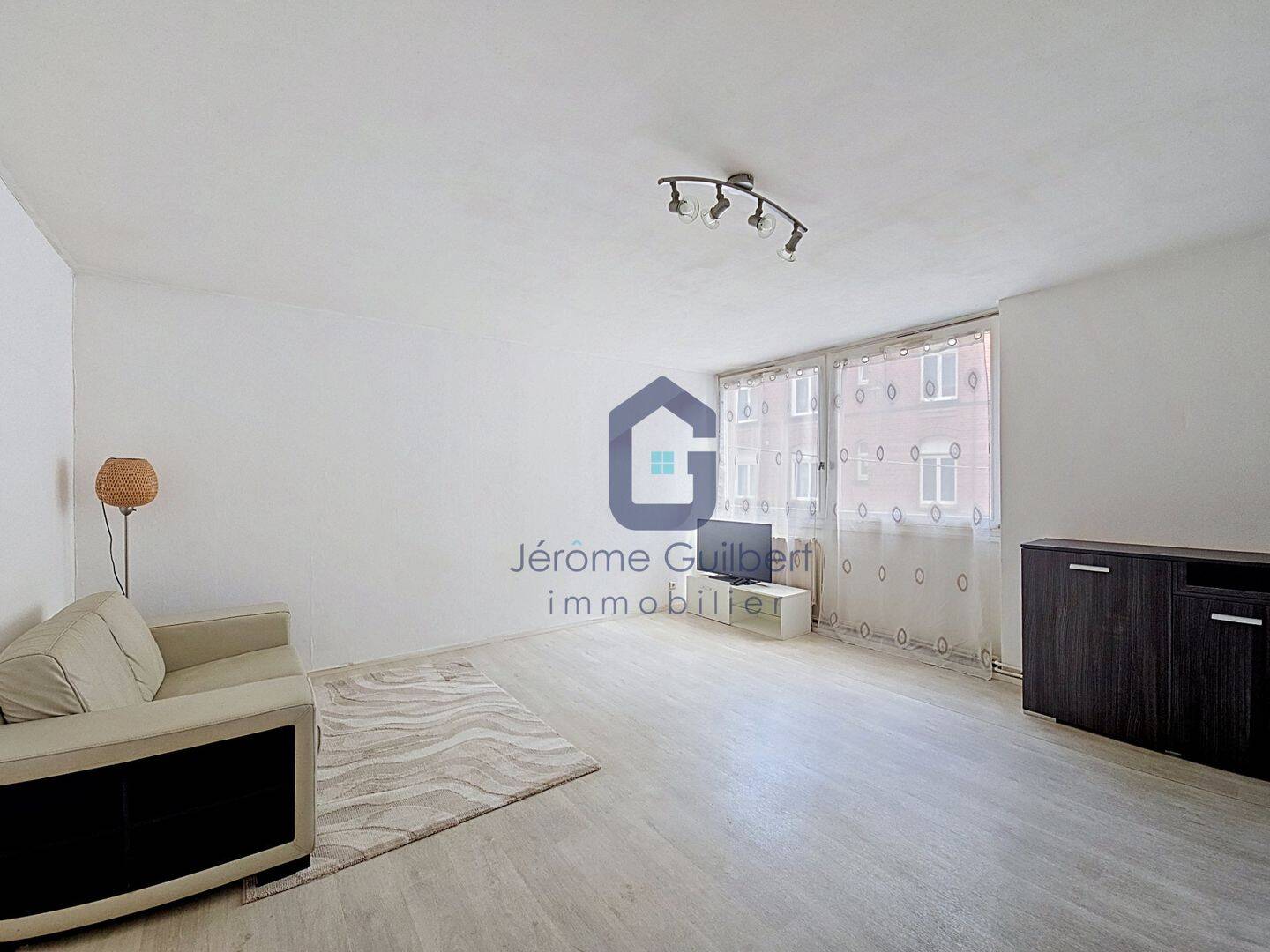 Appartement 2 pièces 66 m² · à Roubaix · 66,2 m² · 95 000 €