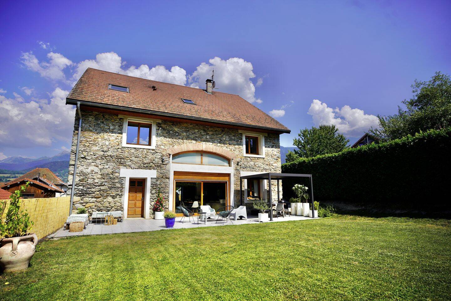 Maison 6 pièces 274 m² · à Saint-Martin-d'Uriage · 274 m² · 747 000 €