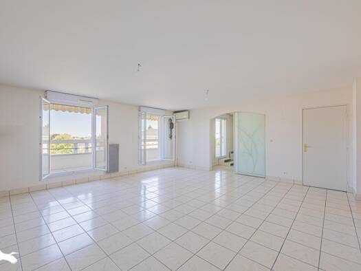 Appartement à vendre 324 632 € 4 pièces 3 chambres 99 m² Étage 3/3 Saint Symphorien Tours 37100