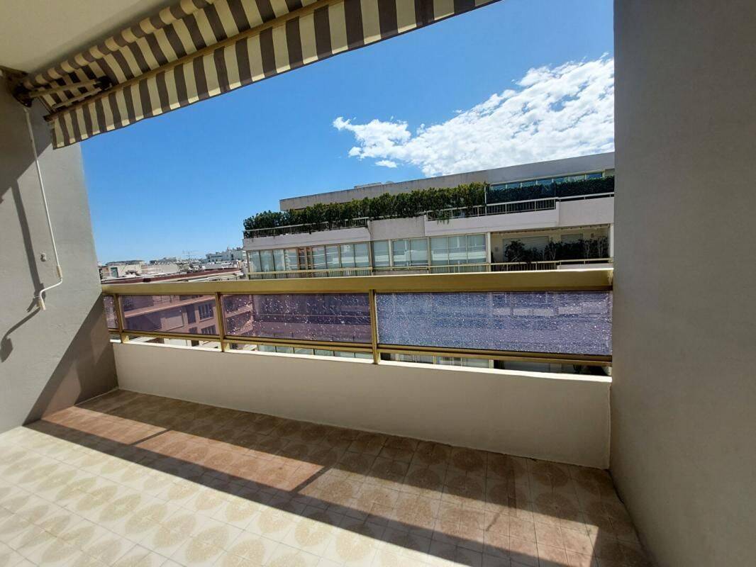 Appartement 2 pièces 53 m² · à Cannes · 52,6 m² · 1 250 €/mois