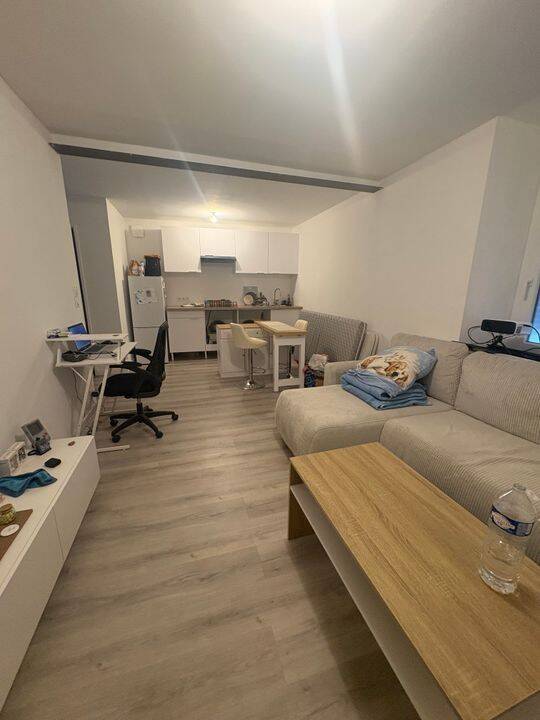 Appartement 1 pièce 23 m² · à Saint-Saturnin-lès-Avignon · 23 m² · 480 €/mois