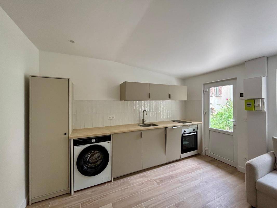 Appartement 1 pièce 22 m² · à Épernay · 21,7 m² · 450 €