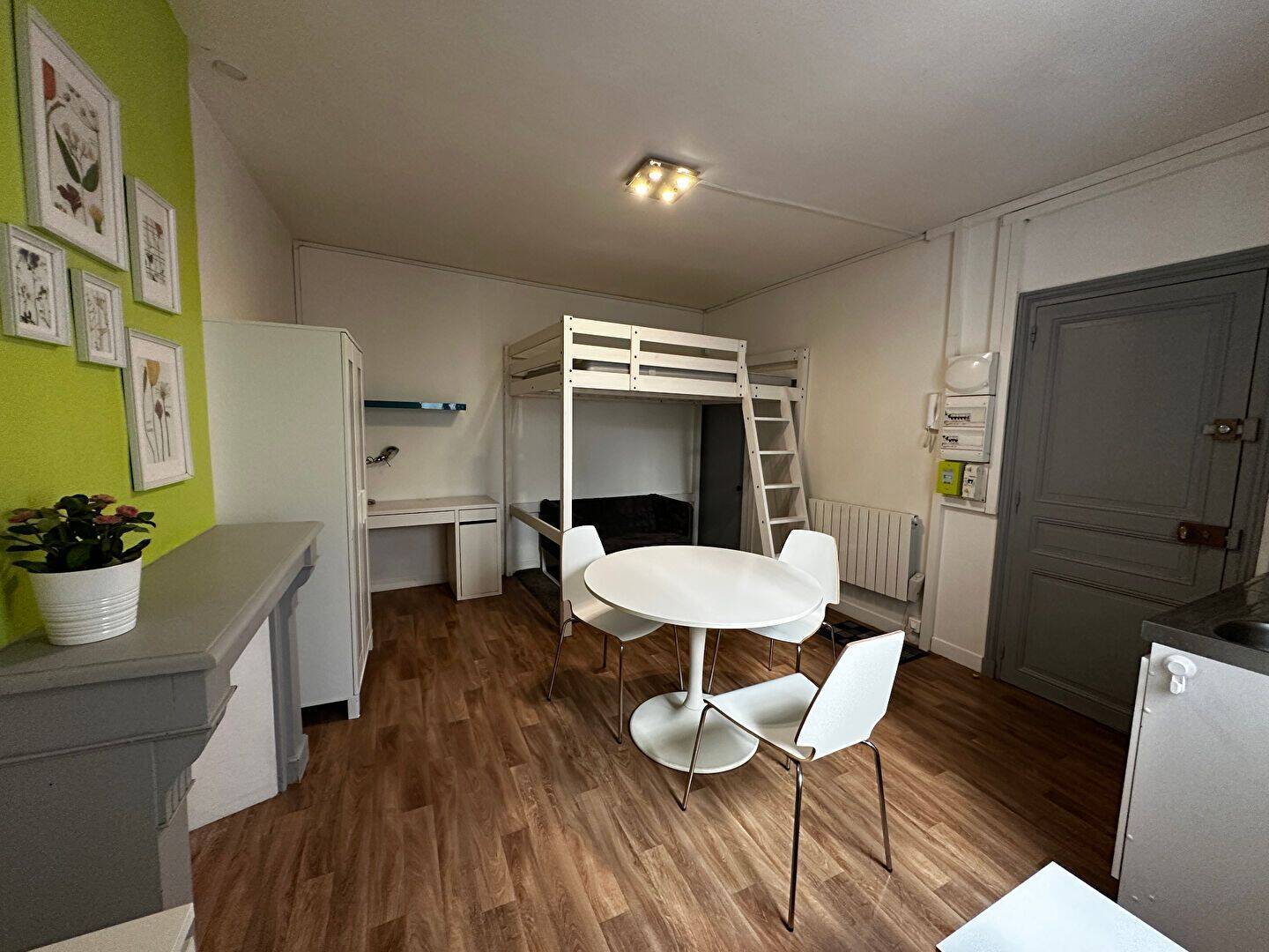 Appartement 1 pièce 22 m² · à Reims · 21,5 m² · 490 €