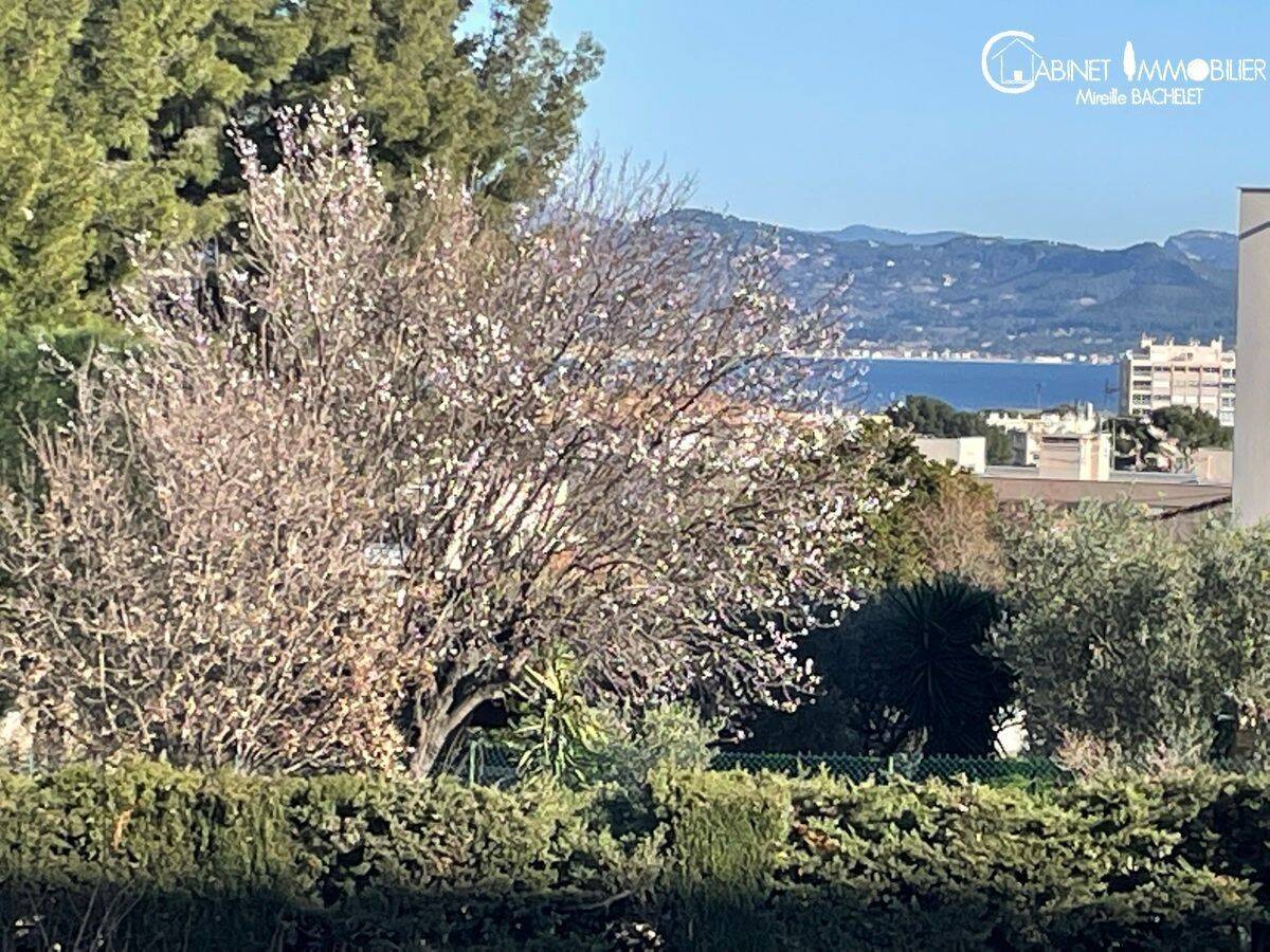 Appartement 5 pièces 72 m² · à La Ciotat · 72,2 m² · 1 410 €/mois