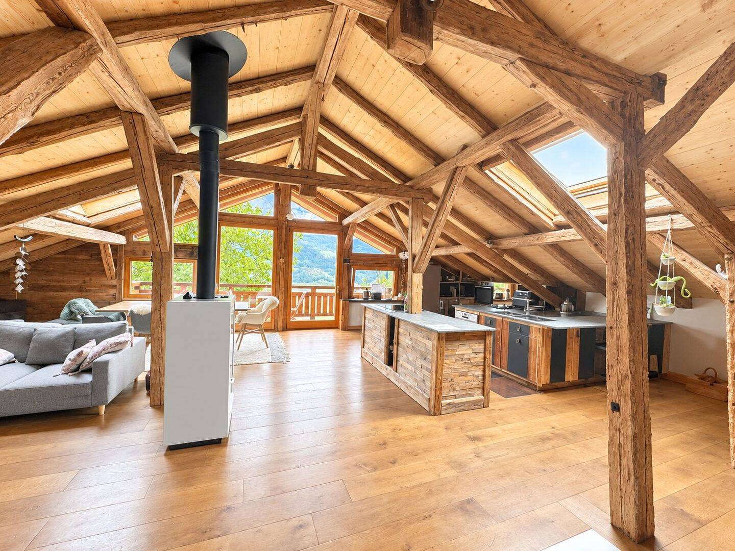 Maison 5 pièces 170 m² · à Domancy · 170 m² · 875 000 €