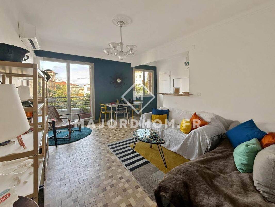 Appartement 3 pièces 67 m² · à Marseille 7ème Arrondissement · 67 m² · 363 000 €