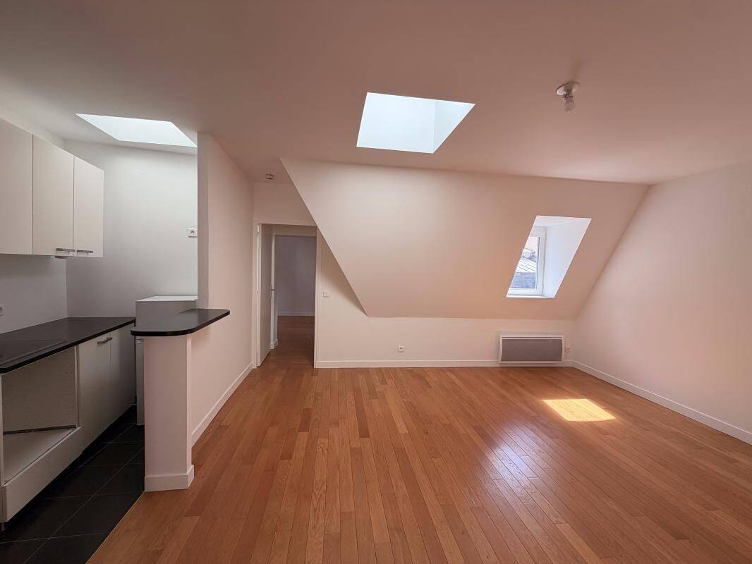 Appartement 2 pièces 42 m² · à Paris 8ème Arrondissement · 42 m² · 1 460 €/mois