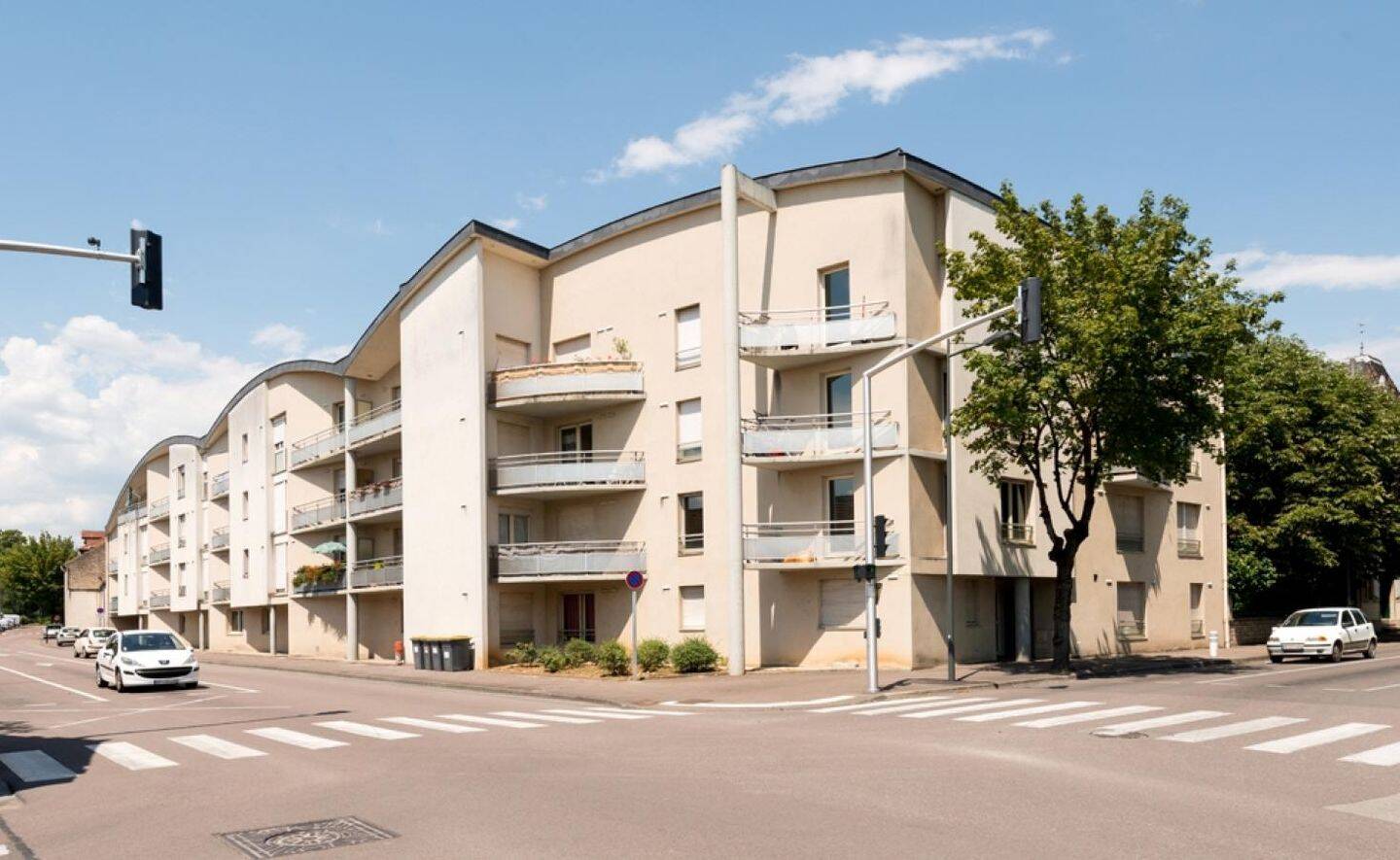 Appartement 4 pièces 89 m² · à Beaune · 89 m² · 867 €/mois