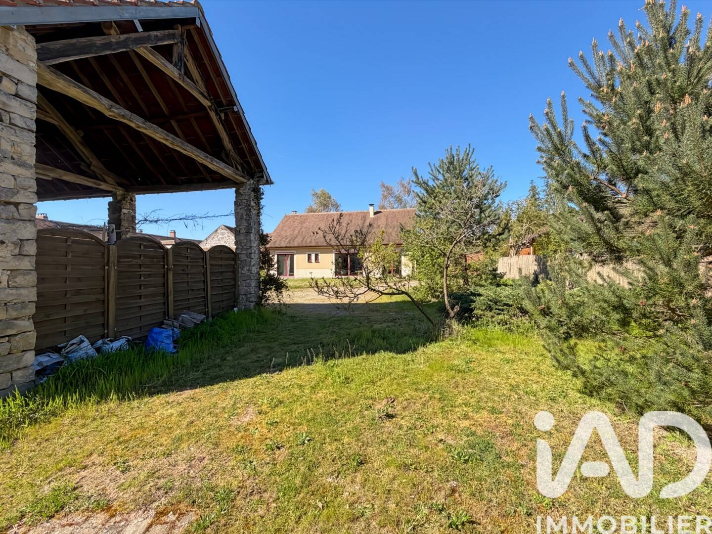 Maison 4 pièces 117 m² · à Le Vaudoué · 117 m² · 419 999 €