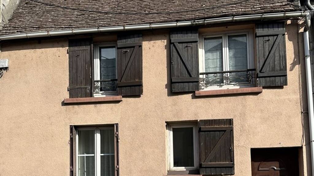 Maison à vendre 179 000 € 5 pièces 4 chambres 105 m² Mairie-Centre Nord Nemours 77140