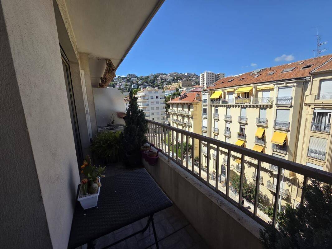 Appartement 3 pièces 78 m² · à Nice · 78,1 m² · 1 478 €/mois